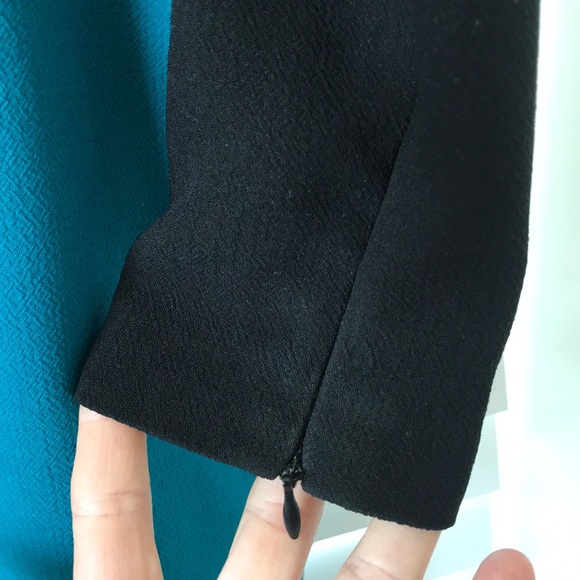 Dress - Picture 6 of 6